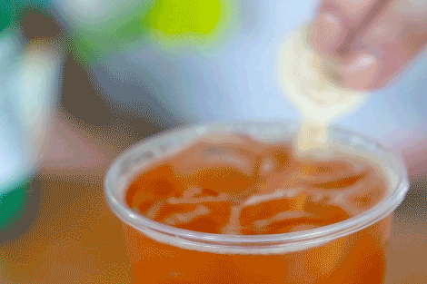 Real-stir-boomerang-v2 Stirring great cocktails animation.